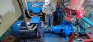 Alineamiento laser de una bomba de agua